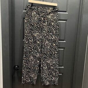 Comfy lose Black and beige Patterned summer Pants size 8
